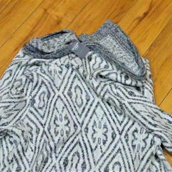 Abercrombie Fitch open front close style cardigan - Picture 5 of 5